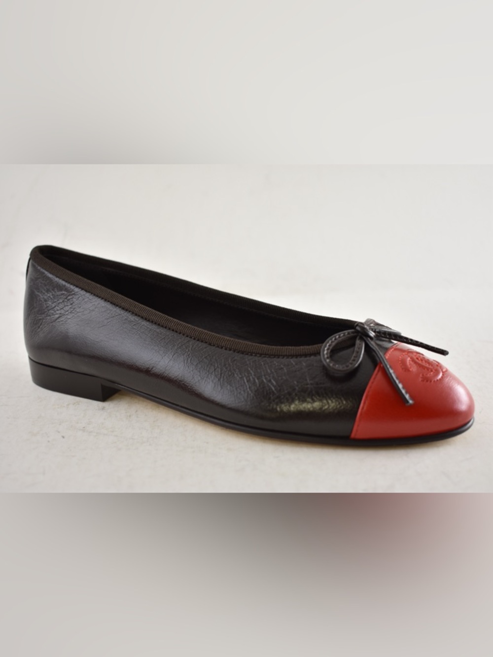 Chanel 26S Dark Brown Red Leather CC Logo Cap Classic Ballet Ballerina Flat 38 - Picture 4 of 16
